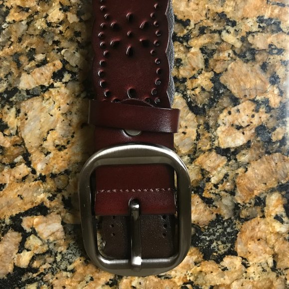 Leather Belt with Scalloped Trim - Picture 2 of 9